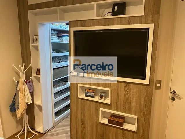 Apartamento com 72m² 3 quartos e 1 banheiro, à venda, no bairro Vila Regente Feijó em São Paulo