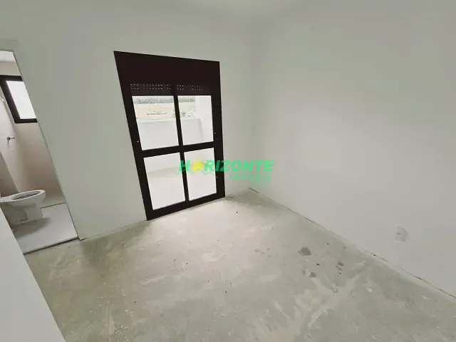 Apartamento com 60m² 2 quartos e 2 banheiros, à venda, no bairro Bairro da Floresta em São José dos Campos