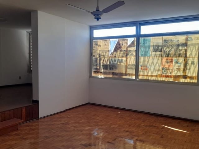 Foto do Apartamento - Apartamento com 2 dormitórios à venda, 102 m² por R$ 180.000,00 - Centro - Uberaba/MG | ZUCATO IMOBILIARIA LTDA