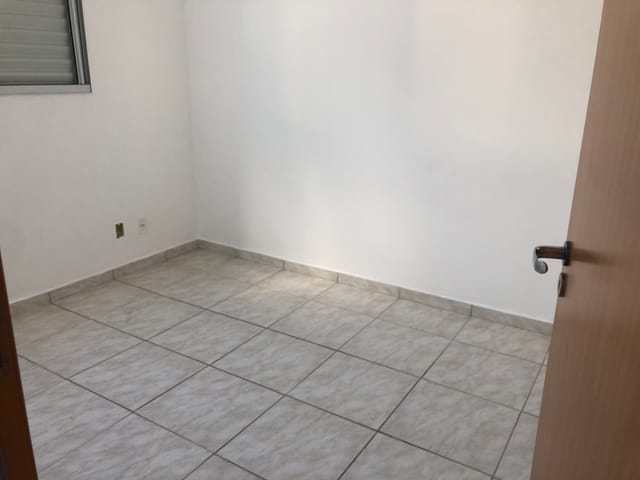 Apartamento 2 quartos e 1 banheiro, à venda, no bairro Crispim em Pindamonhangaba
