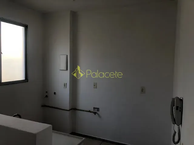 Apartamento 2 quartos e 1 banheiro, à venda, no bairro Crispim em Pindamonhangaba