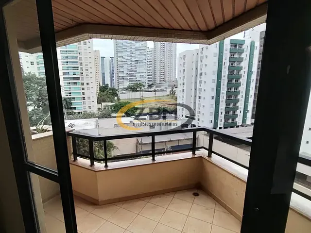 Apartamento com 245m² 4 quartos e 3 banheiros, à venda, no bairro Gleba Fazenda Palhano em Londrina