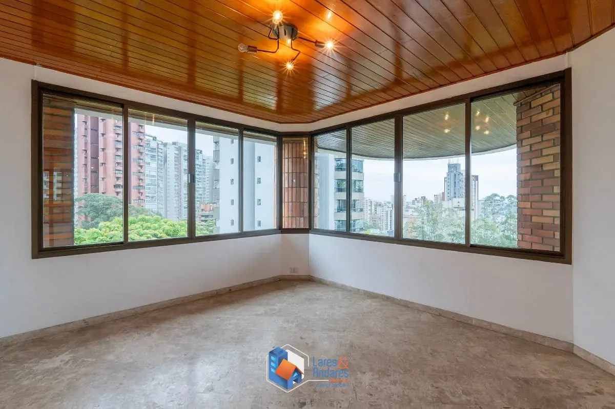 Apartamento, 4 quartos, 236 m² - Foto 8