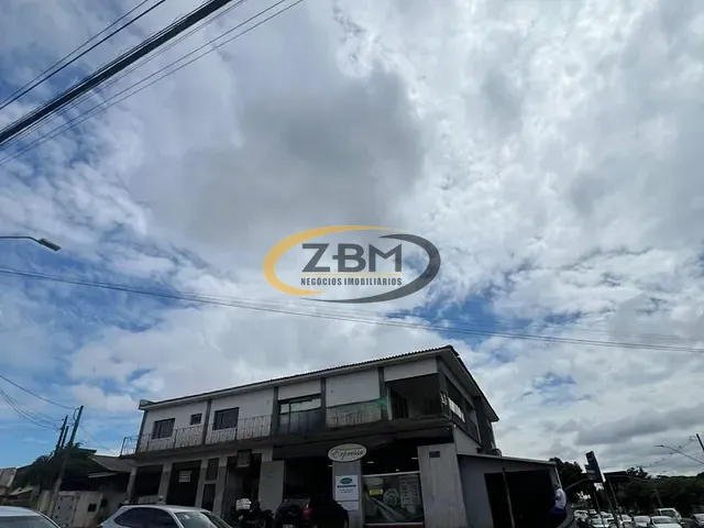 Apartamento 5 quartos e 4 banheiros, para alugar, no bairro Vila Casoni em Londrina