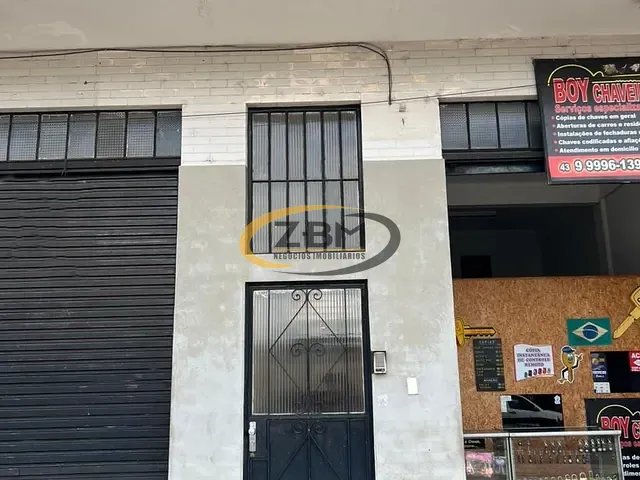 Apartamento 5 quartos e 4 banheiros, para alugar, no bairro Vila Casoni em Londrina