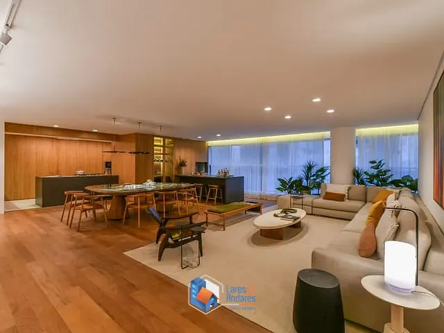 Apartamento com 213m² 3 quartos e 4 banheiros, à venda, no bairro Brooklin em São Paulo