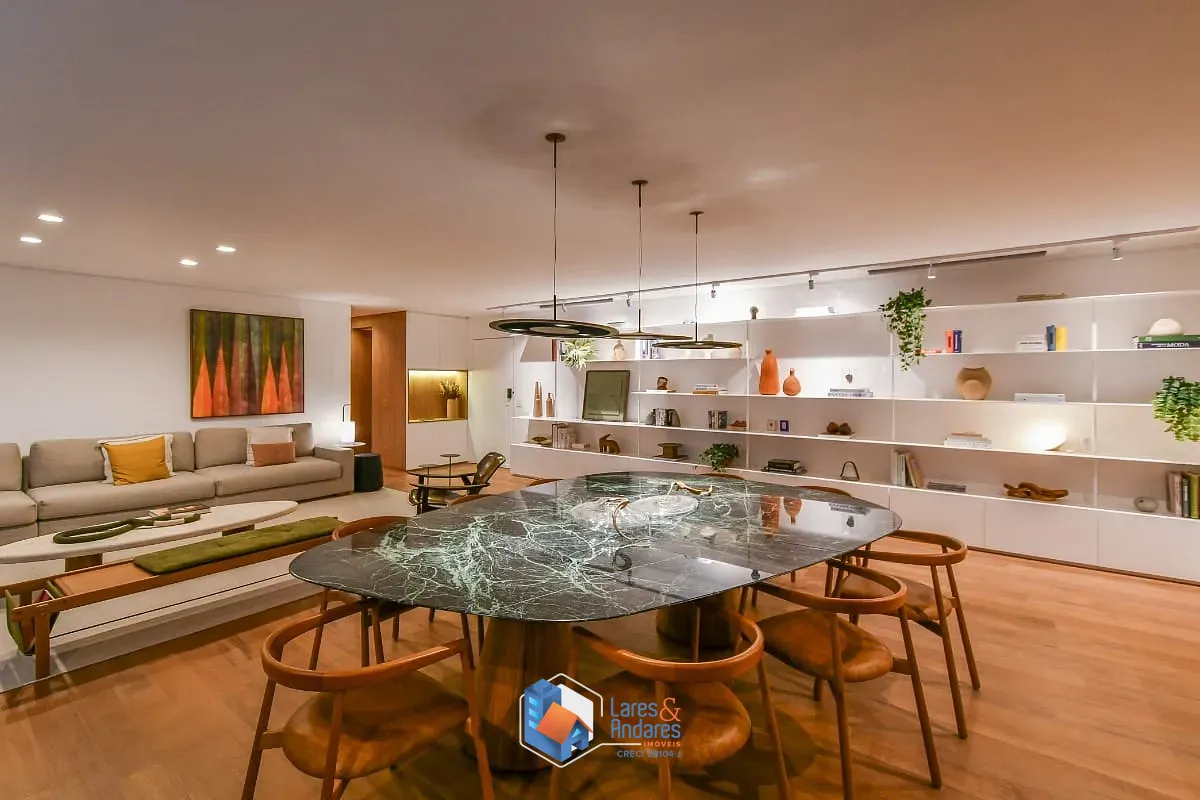 Apartamento, 3 quartos, 213 m² - Foto 2
