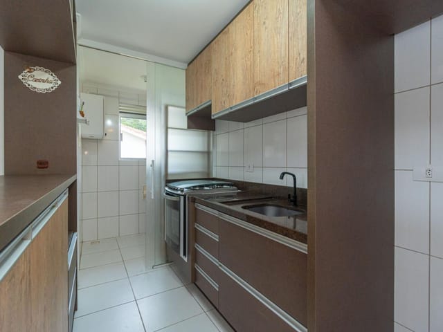 Apartamento 3 quartos e 1 banheiro, para alugar, no bairro Santa Quitéria em Curitiba