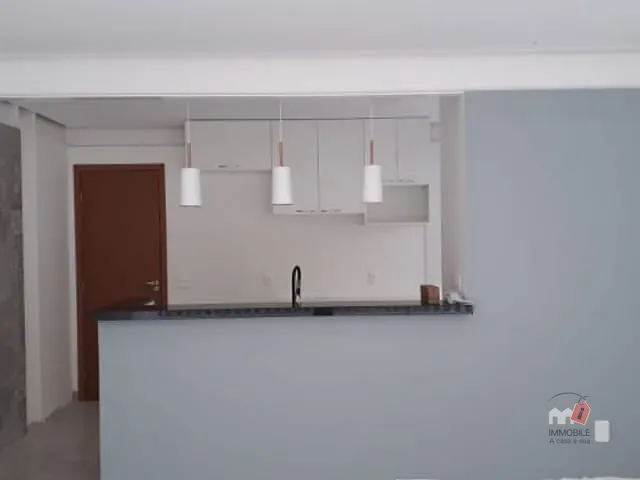 Apartamento 2 quartos e 2 banheiros, para alugar, no bairro Bingen em Petrópolis