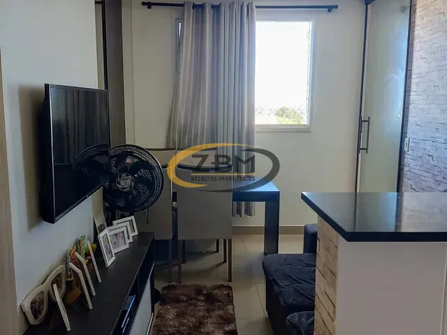 Apartamento 2 quartos e 1 banheiro, à venda, no bairro Gleba Ribeirão Limeiro em Londrina