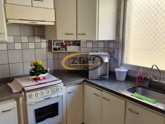 Apartamento 3 quartos e 2 banheiros, à venda, no bairro Centro em Londrina