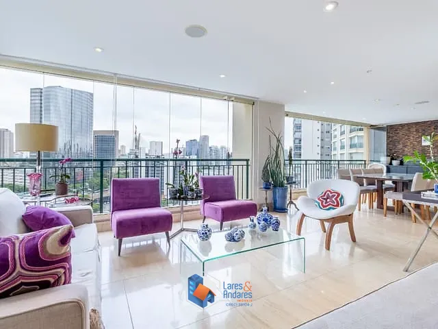 Apartamento com 205m² 3 quartos e 5 banheiros, à venda, no bairro Vila Gertrudes em São Paulo