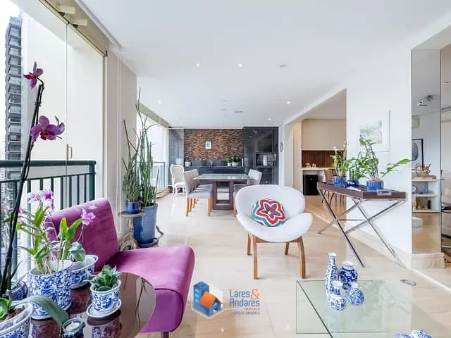 Apartamento com 205m² 3 quartos e 5 banheiros, à venda, no bairro Vila Gertrudes em São Paulo