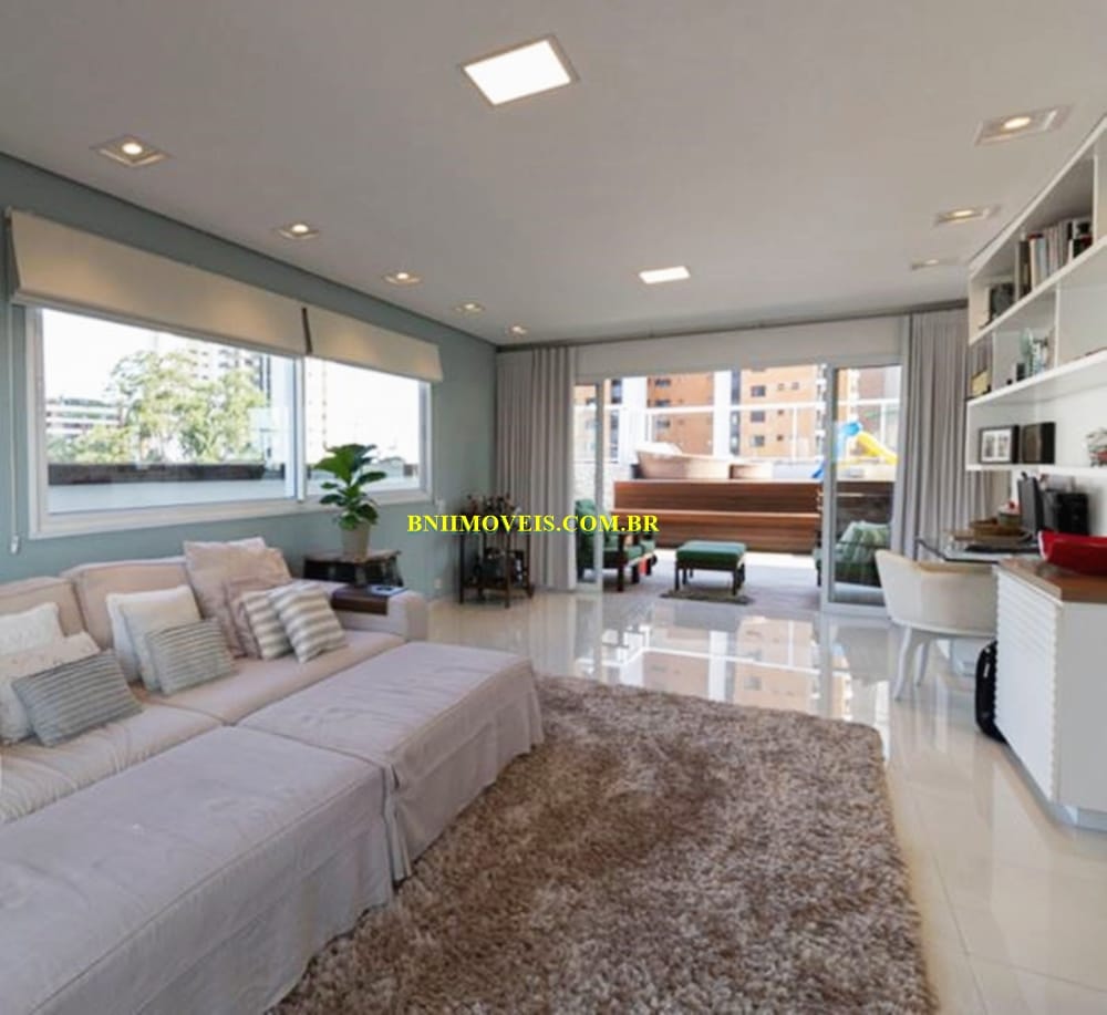 Apartamento, 3 quartos, 270 m² - Foto 1