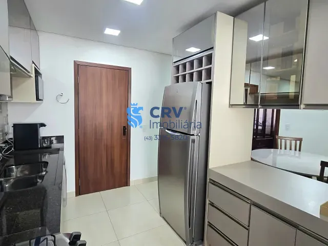 Apartamento com 132m² 3 quartos e 3 banheiros, à venda, no bairro Centro em Londrina