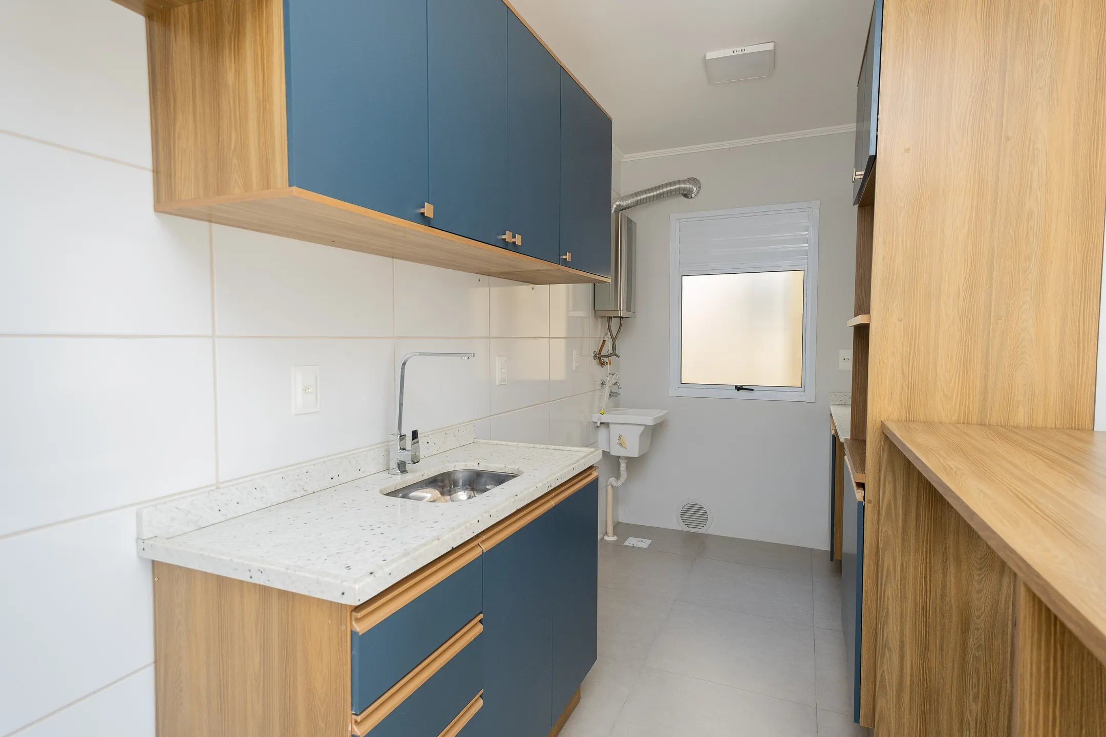 Apartamento para Locação no Acqua Dunas Club: 2 Quartos, Sacada com Churrasqueira e Lazer Completo para Toda a Família