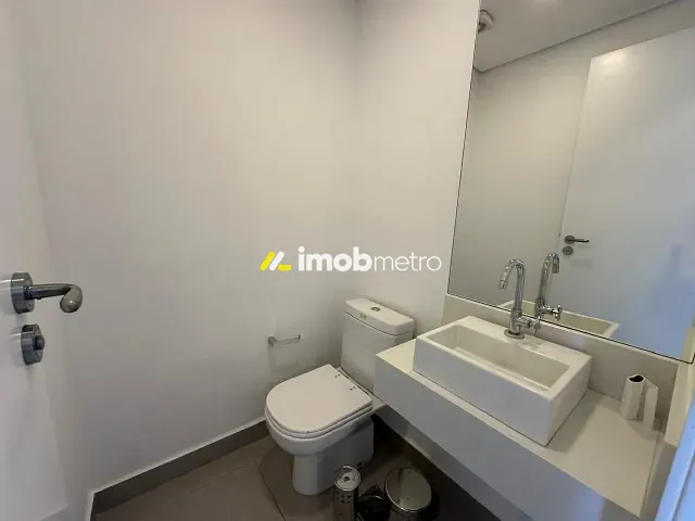 Apartamento com 92m² 2 quartos e 3 banheiros, para alugar, no bairro Cambuí em Campinas
