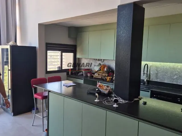 Apartamento com 232m² 3 quartos e 4 banheiros, à venda, no bairro Vila Almeida em Indaiatuba