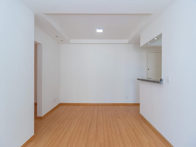 Apartamento 2 quartos e 1 banheiro, para alugar, no bairro Ecoville em Curitiba