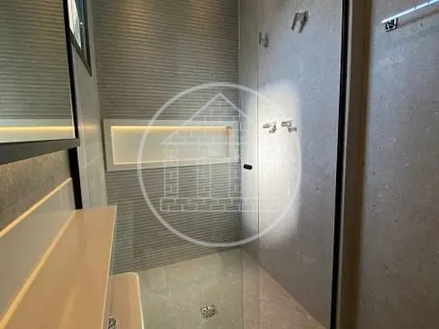 Apartamento com 110m² 2 quartos e 3 banheiros, para alugar, no bairro Interlagos em São Paulo