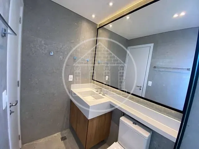 Apartamento com 110m² 2 quartos e 3 banheiros, para alugar, no bairro Interlagos em São Paulo