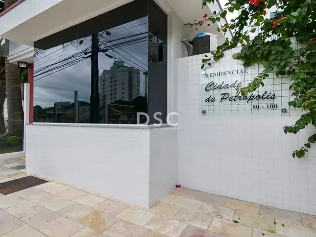 Apartamento com 110m² 3 quartos e 3 banheiros, à venda, no bairro Água Verde em Curitiba