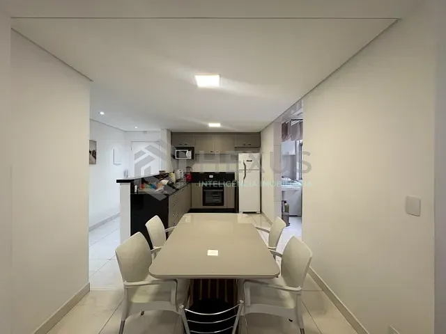 Apartamento 2 quartos e 2 banheiros, à venda, no bairro Enseada em Guarujá