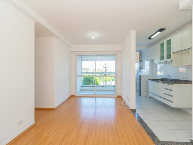 Apartamento 3 quartos e 2 banheiros, para alugar, no bairro Ecoville em Curitiba