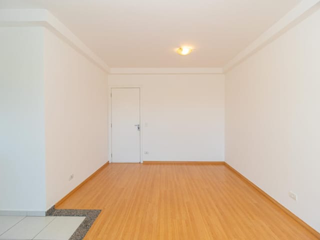 Apartamento 3 quartos e 2 banheiros, para alugar, no bairro Ecoville em Curitiba