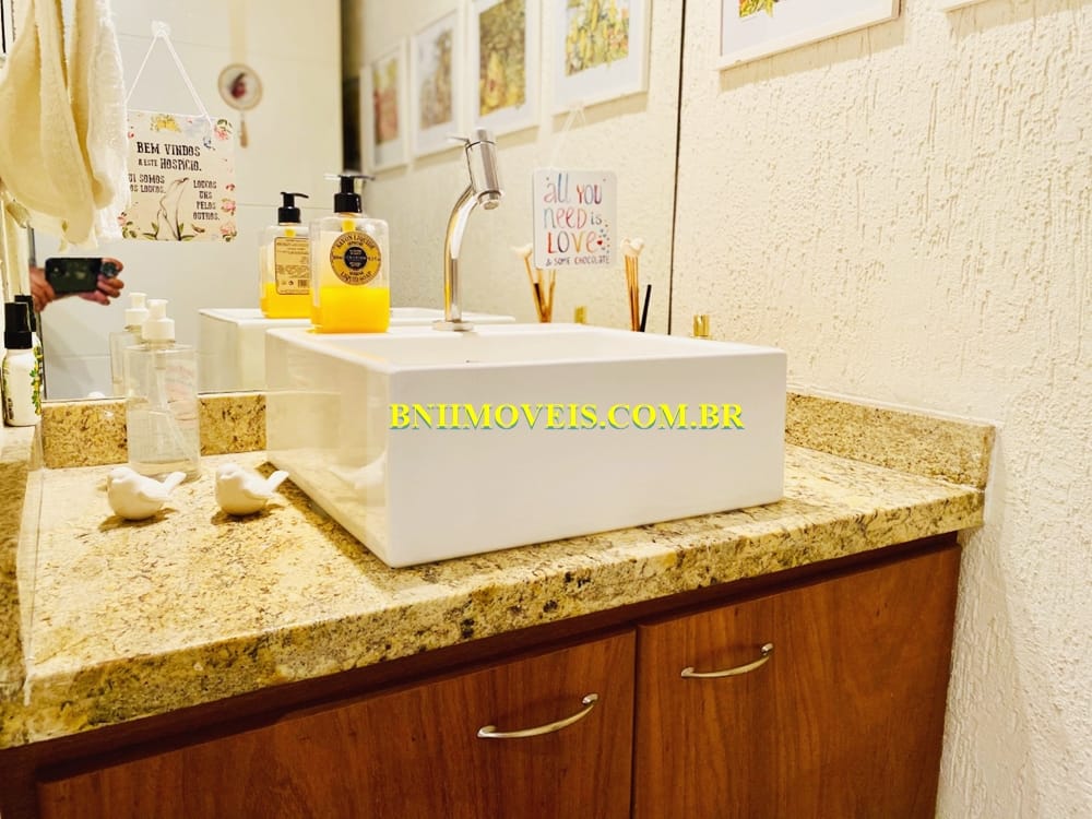 Apartamento à venda com 3 quartos, 185m² - Foto 8