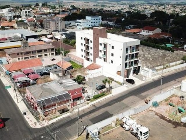 Apartamento à venda próximo a Av. Monteiro Lobato, Jardim Carvalho, Ponta Grossa, PR
