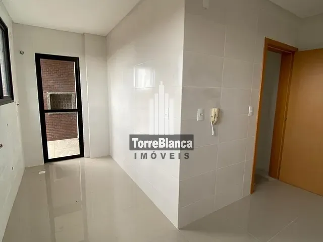 Apartamento com 175m² 3 quartos e 2 banheiros, à venda, no bairro Jardim Carvalho em Ponta Grossa