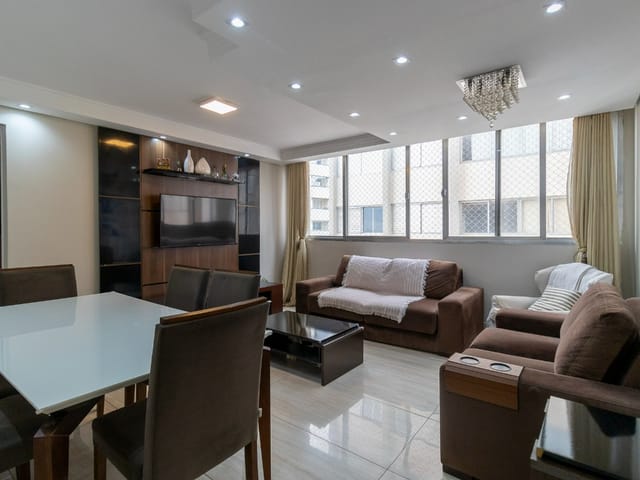 Foto do Apartamento - Apartamento tipo para venda em Saúde com 3 quartos, sendo 1 suíte, 82m² | Lares e Andares Imóveis