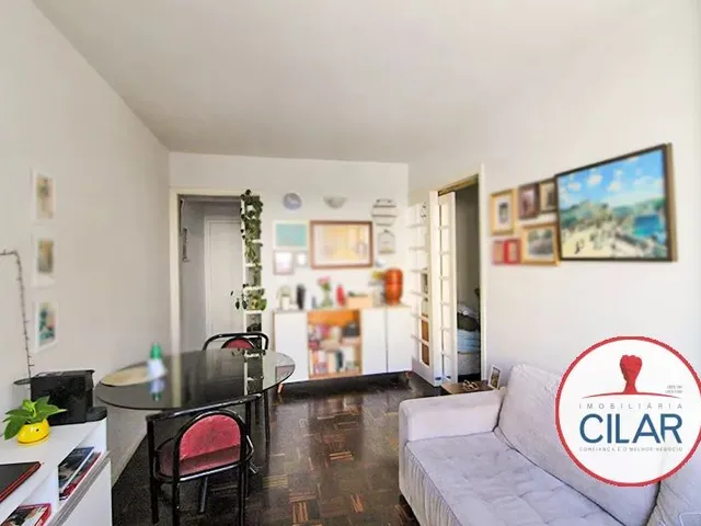 Apartamento 1 quarto e 1 banheiro, à venda, no bairro Centro em Curitiba