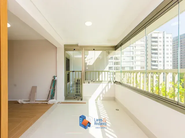Apartamento com 80m² 2 quartos e 3 banheiros, à venda, no bairro Moema em São Paulo