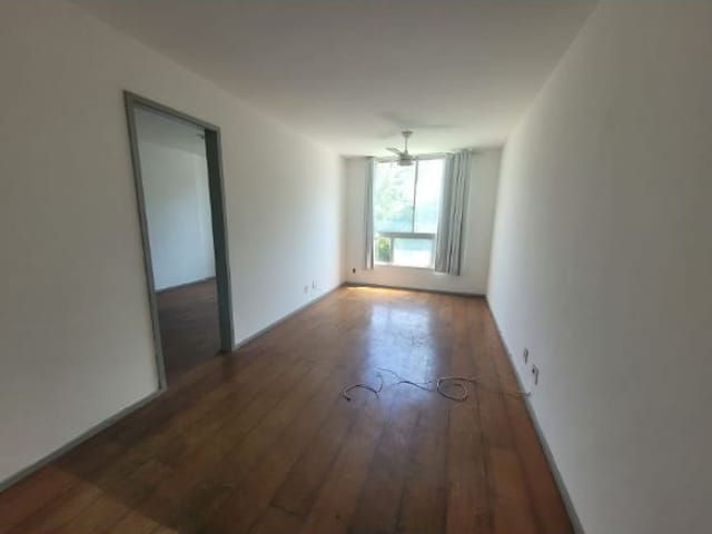 Foto do Apartamento - Apartamento para Locação 1 Quarto, 1 Vaga, 55M², Santa Rosa, Niterói - RJ | Ciudad de Vigo | SelfSpin
