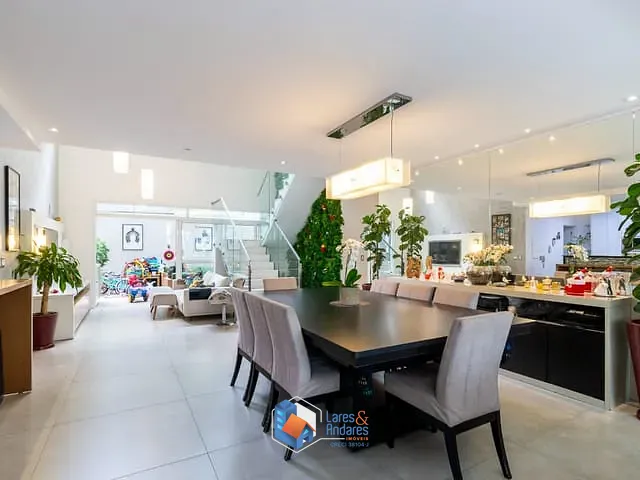 Apartamento com 275m² 4 quartos e 5 banheiros, à venda, no bairro Bosque da Saúde em São Paulo