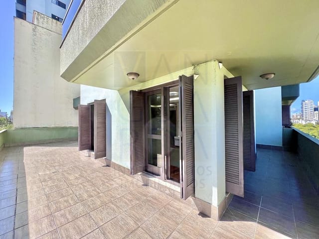 Apartamento 4 quartos e 2 banheiros, à venda, no bairro Centro em Caxias do Sul