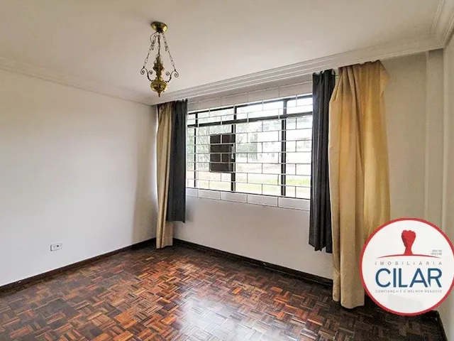 Apartamento 3 quartos e 2 banheiros, à venda, no bairro Bacacheri em Curitiba