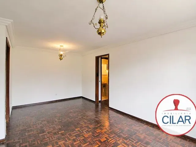 Apartamento 3 quartos e 2 banheiros, à venda, no bairro Bacacheri em Curitiba