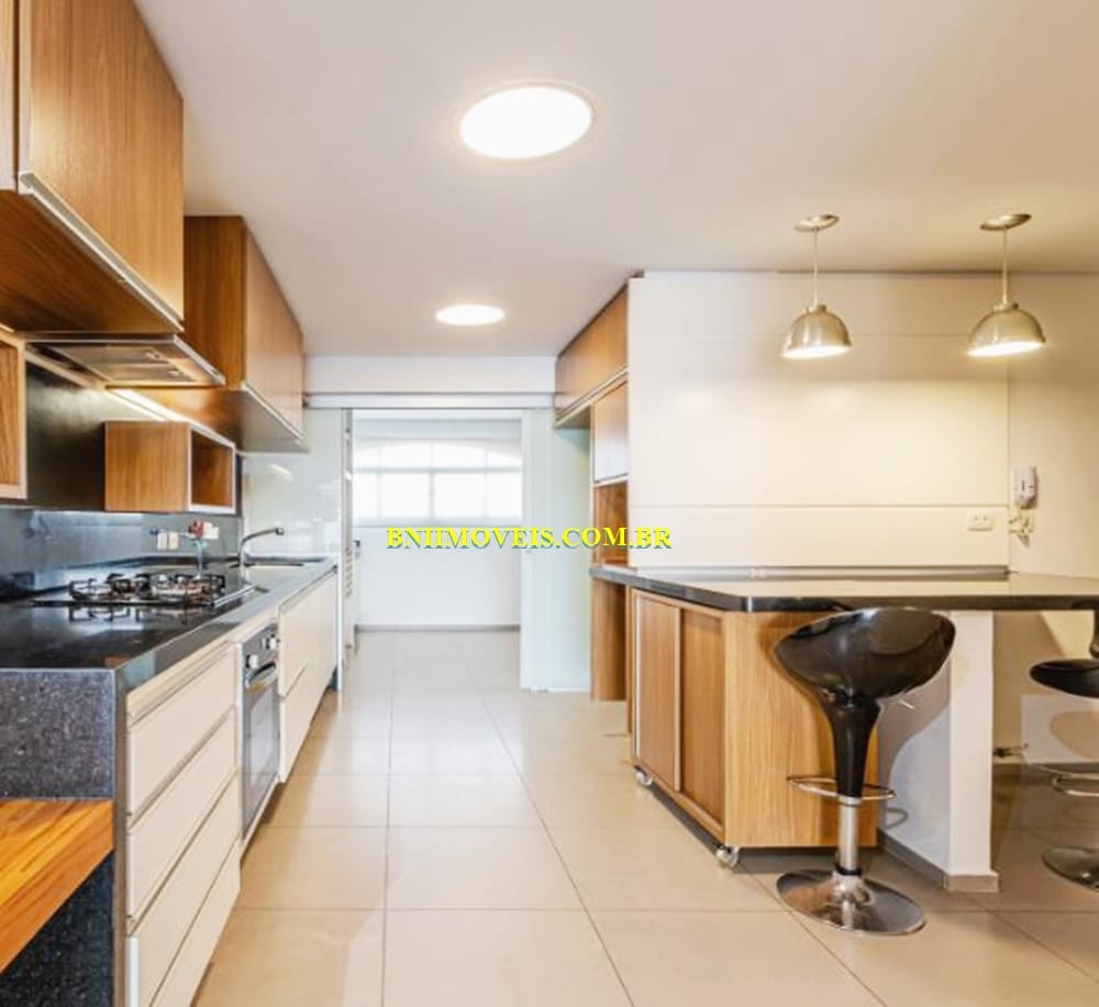 Apartamento, 4 quartos, 220 m² - Foto 1