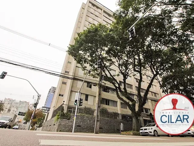 Apartamento 4 quartos e 4 banheiros, à venda, no bairro Batel em Curitiba