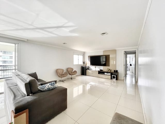 Foto do Apartamento - Apartamento tipo para venda em Aclimação com 3 quartos, sendo 3 suítes, 192m² | Lares e Andares Imóveis