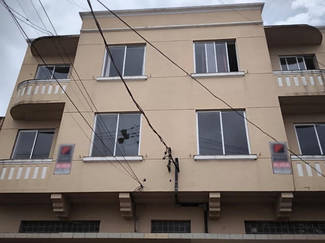 Locação - Apartamento com 2 quartos, 2 salas, 100 m² - Centro.