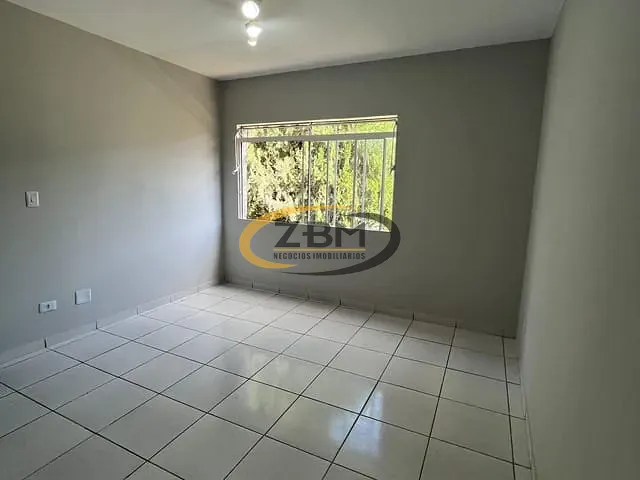 Apartamento 2 quartos e 1 banheiro, à venda, no bairro Parque Jamaica em Londrina