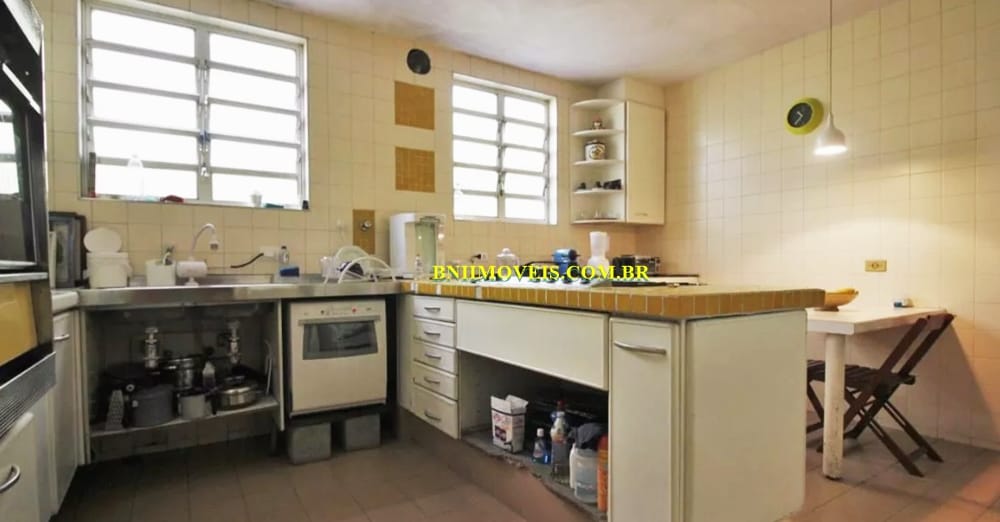 Casa à venda e aluguel com 4 quartos, 400m² - Foto 9