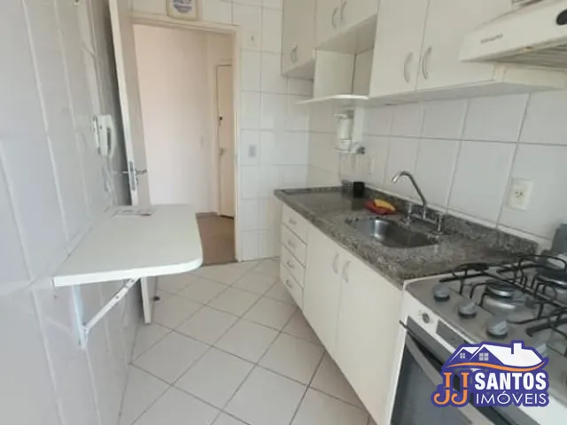 Apartamento 2 quartos e 2 banheiros, à venda ou para alugar, no bairro Vila Lúcia em São Paulo