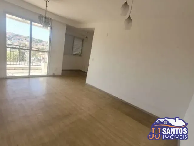 Apartamento 2 quartos e 2 banheiros, à venda ou para alugar, no bairro Vila Lúcia em São Paulo