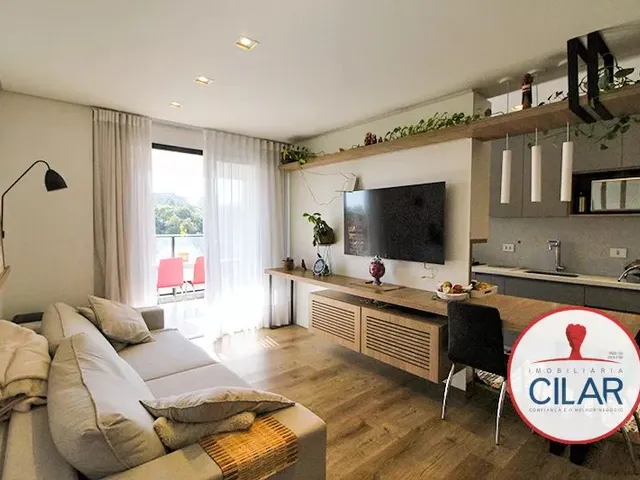 Apartamento 3 quartos e 2 banheiros, à venda, no bairro Cabral em Curitiba