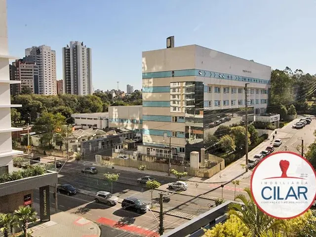 Apartamento 3 quartos e 2 banheiros, à venda, no bairro Cabral em Curitiba